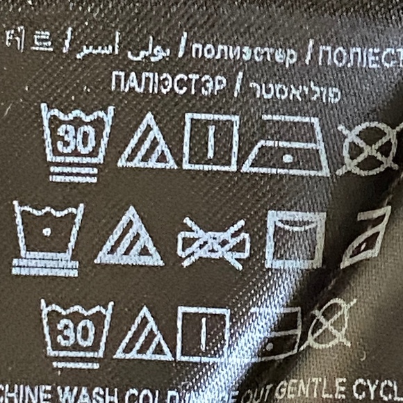 G by Guess Floral Cold Shoulder Long Sleeved Blouse - Picture 3 of 3